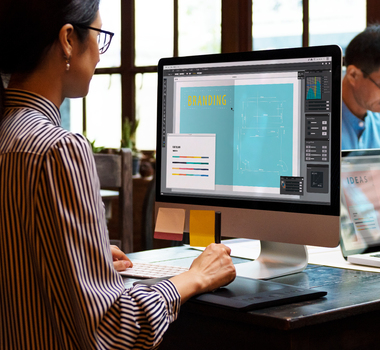 Hands-on creative design training with live UI/UX, branding, and graphic projects offered through a graphic design internship in Chennai.