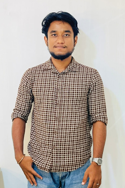 Digital marketing expert coordinating digital promotions and engagement tactics.